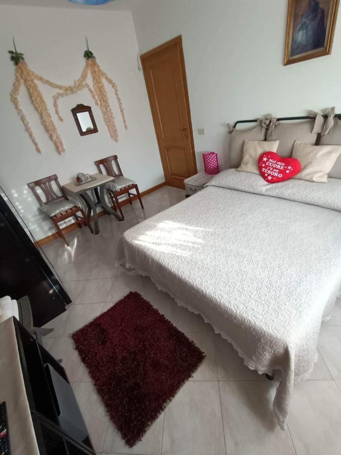 Apartament Bellissima Stanza Con Parcheggio Gratuito Cinquale Zewnętrze zdjęcie