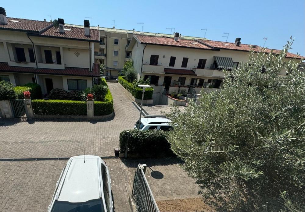 Apartament Bellissima Stanza Con Parcheggio Gratuito Cinquale Zewnętrze zdjęcie